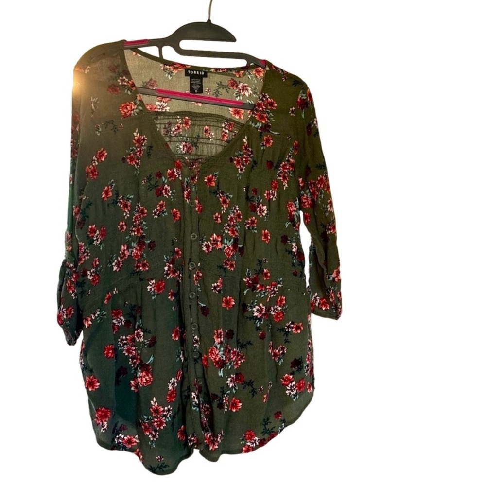Torrid Floral Blouse, Sage Olive Green Ruched Boho 3/4 Sleeve Top, 0x (Large/12)